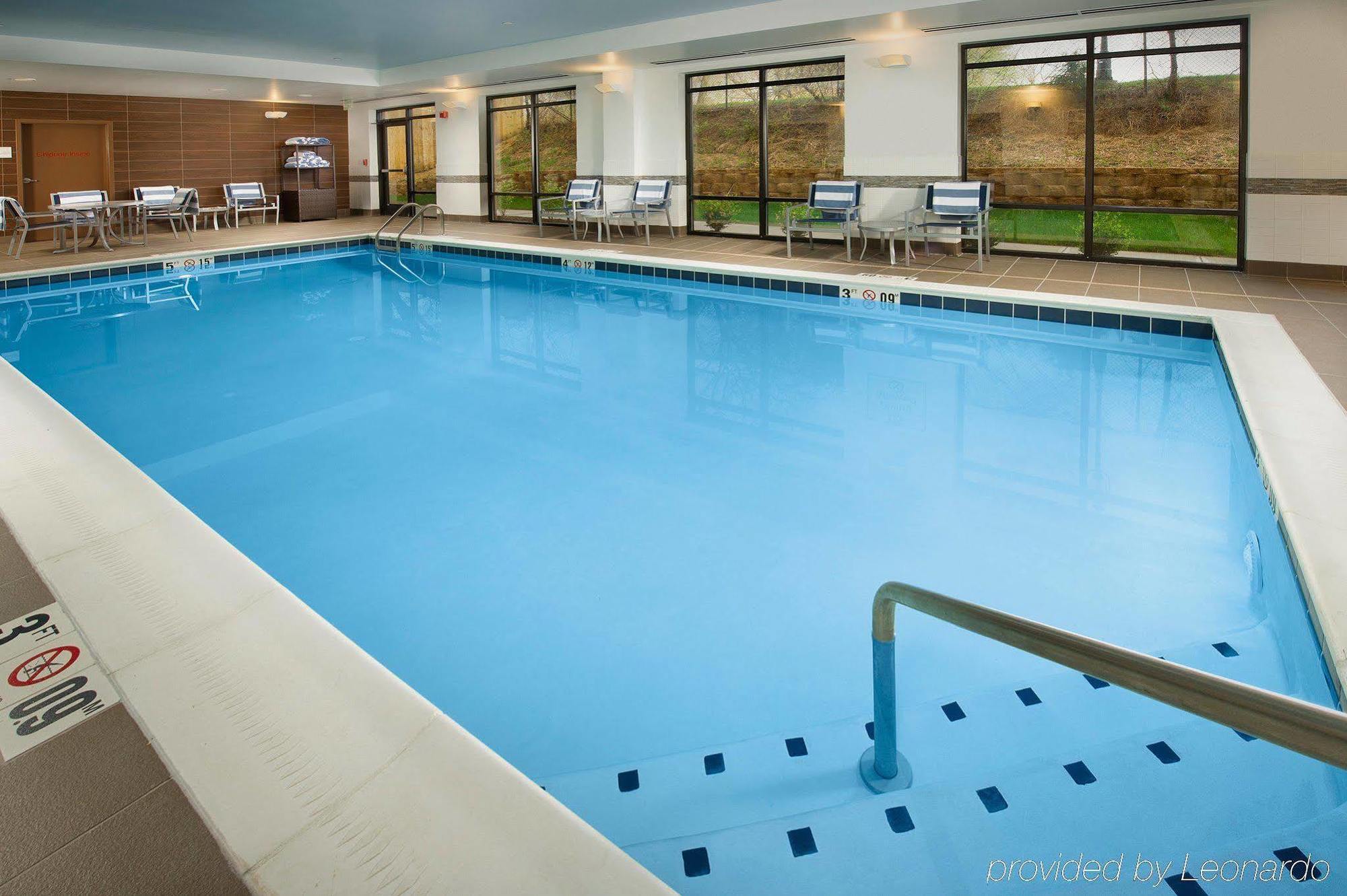 Hampton Inn & Suites Baltimore/Woodlawn Экстерьер фото